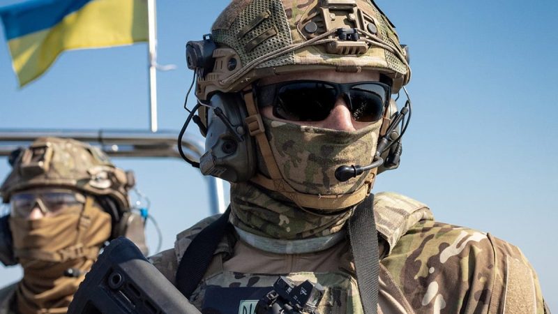 Українська розвідка доповіла про спроби росіян закріпитися на островах поблизу Херсона