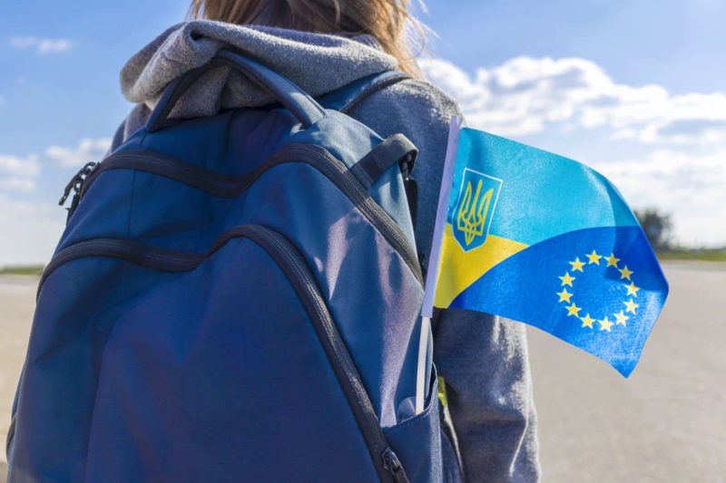 Від початку війни майже 3 млн українців залишили країну назавжди