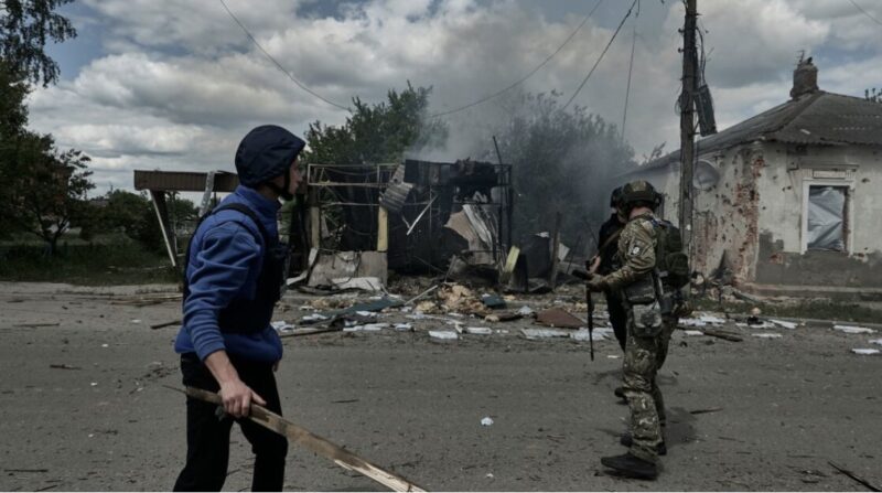 Майже повне зруйнування Вовчанська: критична ситуація через дії російських військ