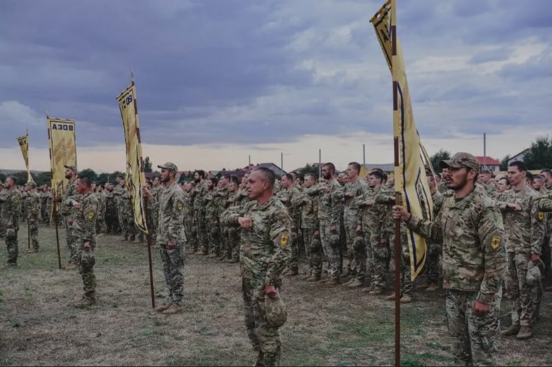 Держдепартамент США дозволяє українській бригаді «Азов» використовувати американську зброю