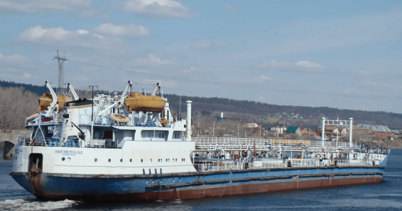 Екологічна катастрофа в Керченській протоці: російські танкери пішли на дно