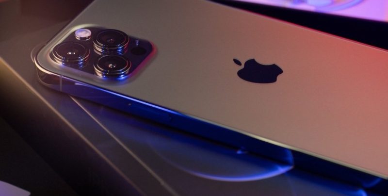 Складаний iPhone від Apple – революція чи запізнілий крок?