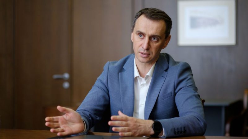 МОЗ розпочало часткове розбронювання медиків для мобілізації