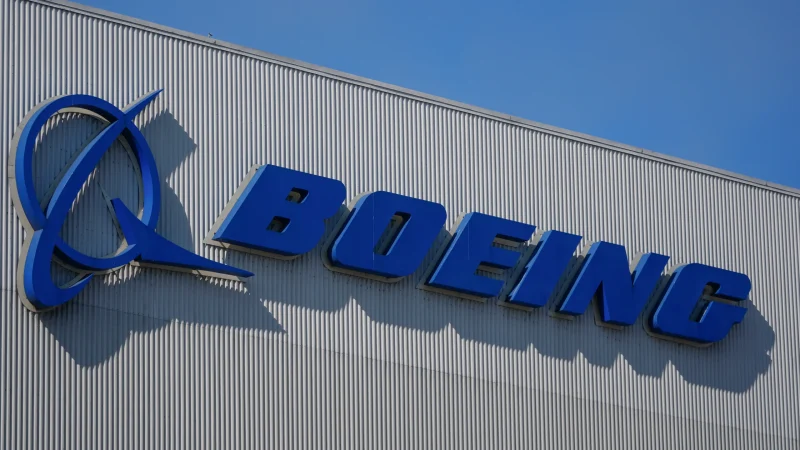 Китай скасував заборону на поставки літаків Boeing