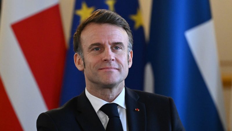 Президент Франції озвучив умови миру для України