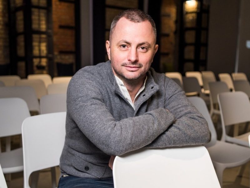 Скандальний кандидат Максим Бахматов пройшов спецперевірку на голову Деснянської РДА