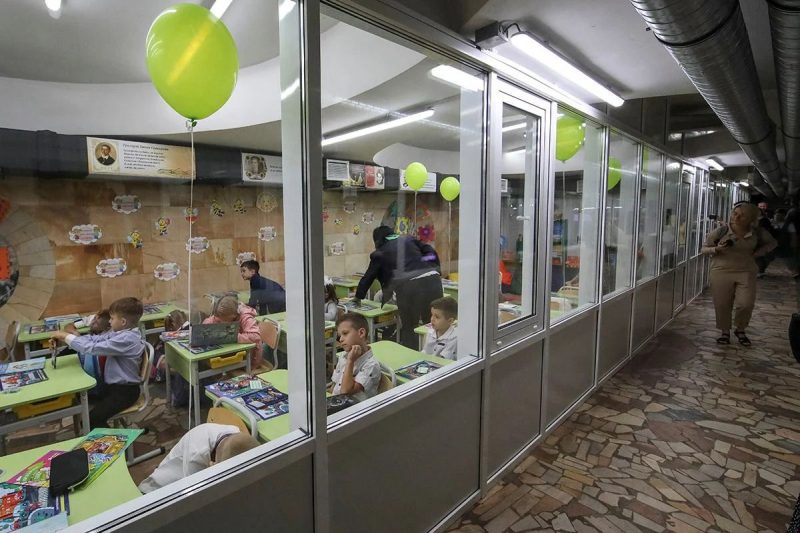 Україна будує 180 нових підземних шкіл