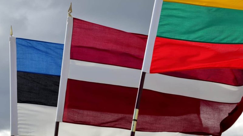 Балтійські країни закликали прийняти Україну до ЄС і НАТО
