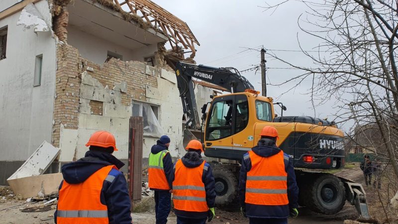 Фірма з кримінальним минулим отримала три мільйонні підряди на Херсонщині