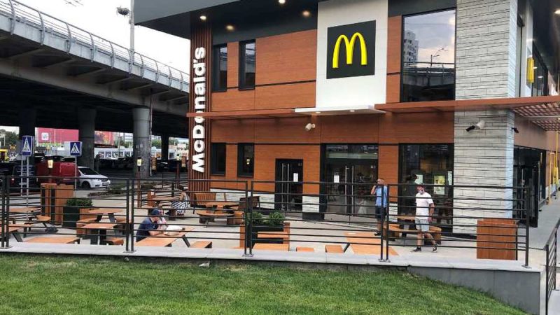 McDonald’s розглядає можливість закриття закладів через небезпеку в Україні