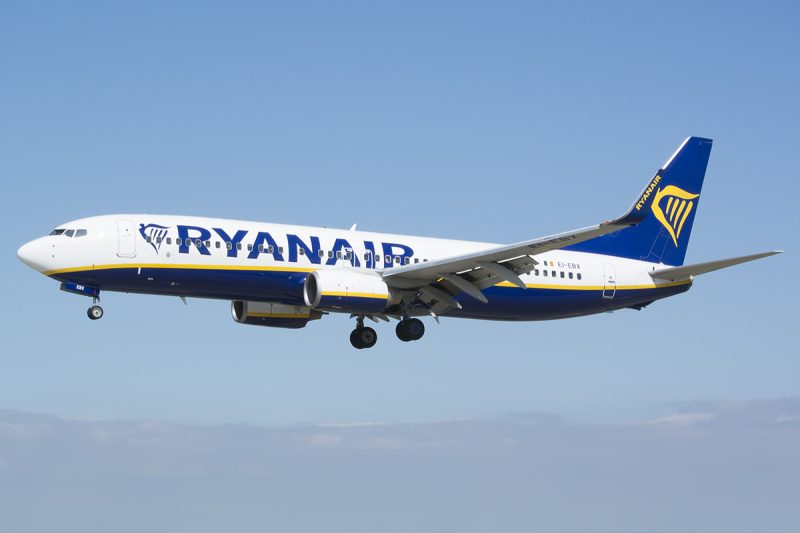У Німеччині літак Ryanair екстрено сів через турбулентність