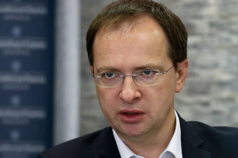 Зустріч Путіна і Зеленського можлива тільки після домовленостей