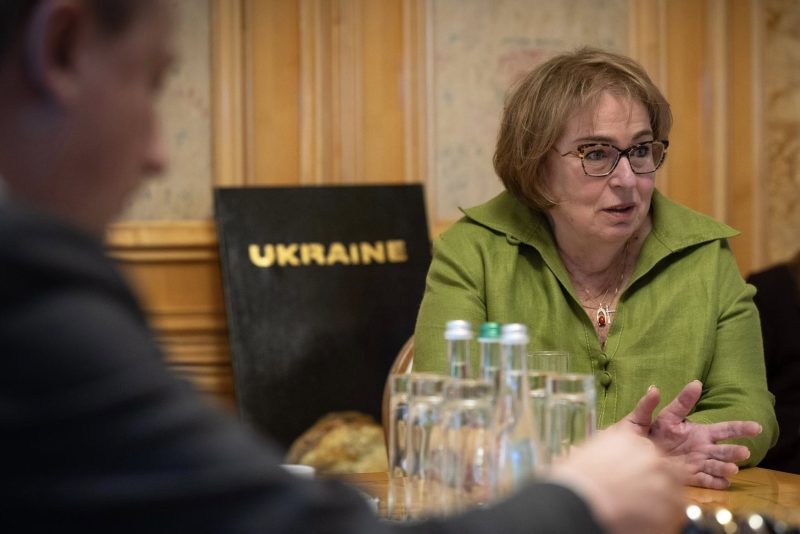 Заголовок: Уряд України запроваджує програму стажування для осіб старше 50 років